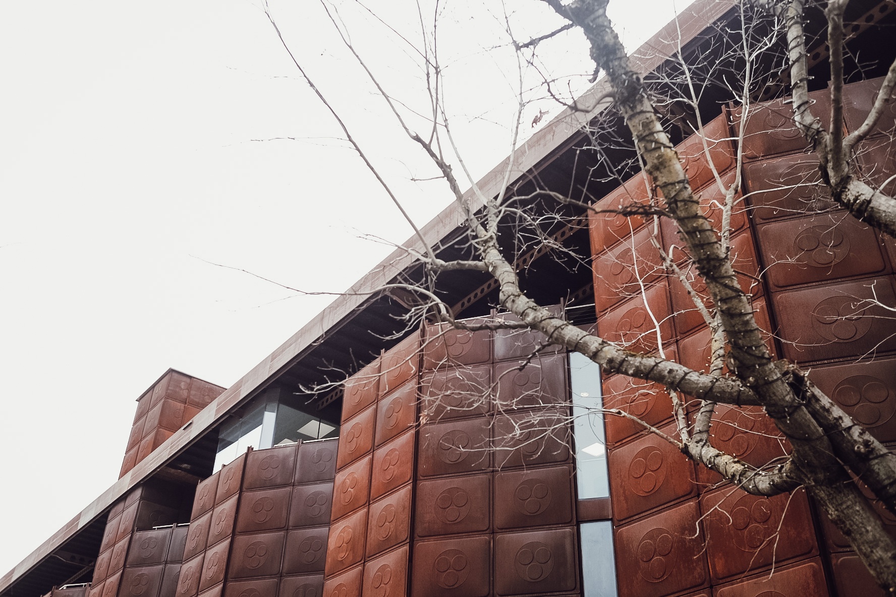 Kranj City Library_detail_photo_Masa Pirc_Layer house